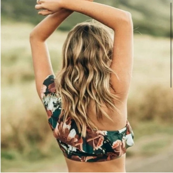 Albion Swim Icon Wave crop, Messina. - Picture 3 of 8